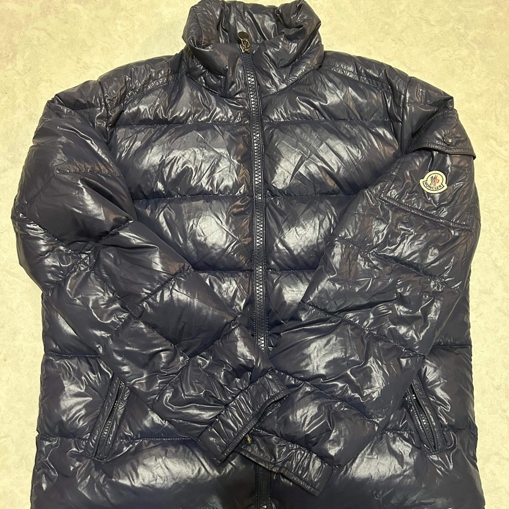 Moncler G32-003 Puffer Jacket Norme Afnor
